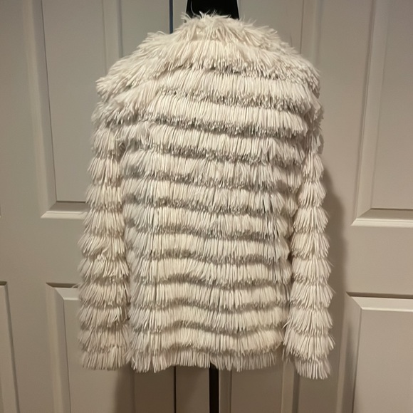 🪩 Cute, Fun Jacket 🪩 - Picture 2 of 4